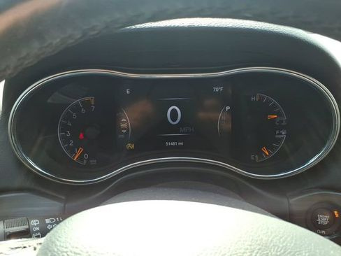 Used 2020 Jeep Grand Cherokee Limited w/ Premium Lighting Group AWD/4WD image 13