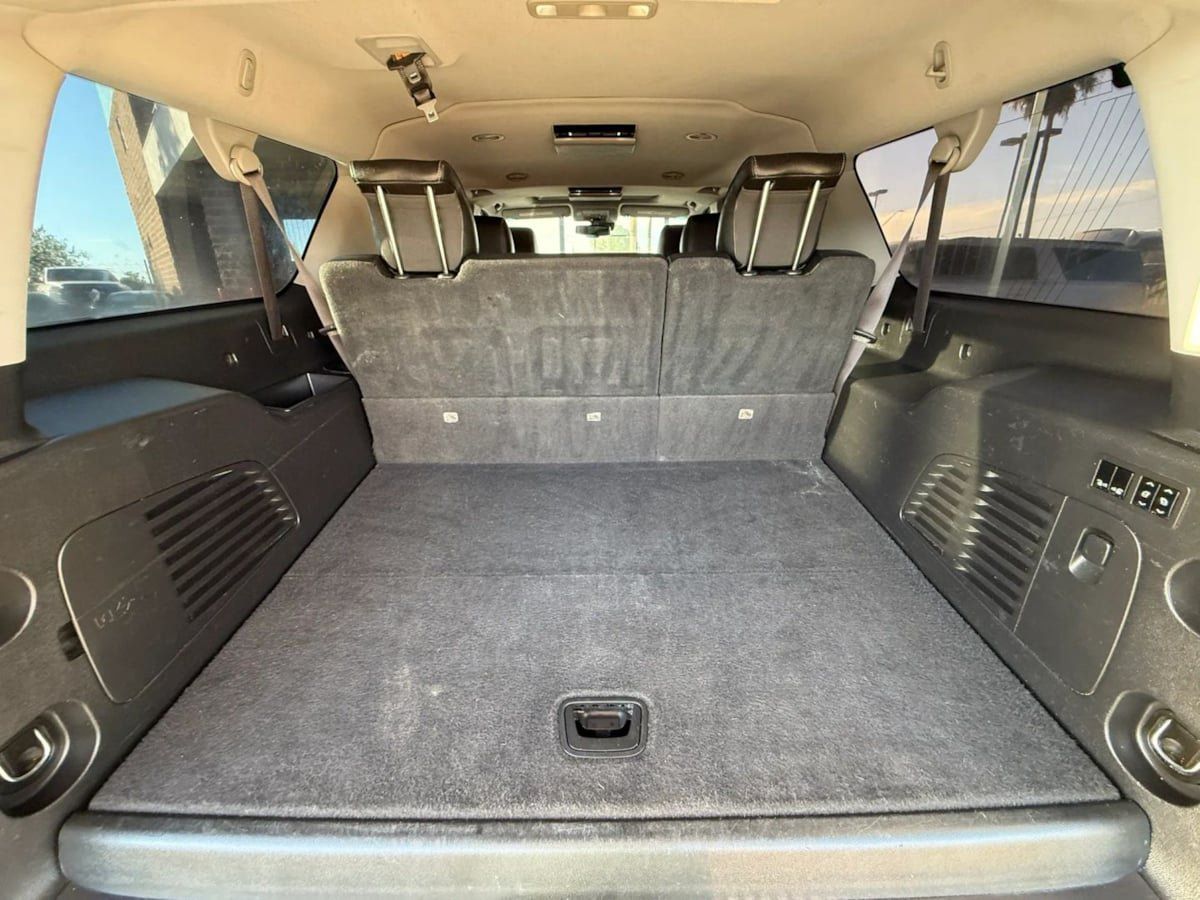 Used 2016 GMC Yukon XL SLT w/ Open Road Package RWD image 31