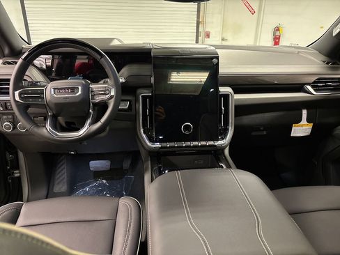 New 2026 GMC Yukon Elevation w/ Elevation Premium Package AWD/4WD image 30