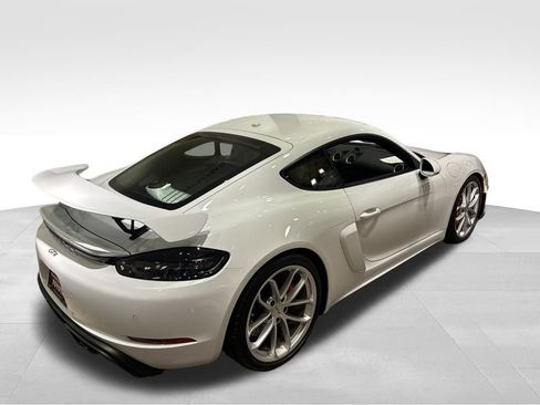 Used 2022 Porsche 718 Cayman GT4 image 7
