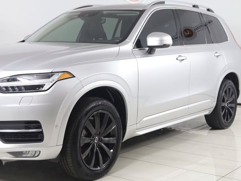 Used 2018 Volvo XC90 T6 Momentum w/ Convenience Package AWD/4WD image 53