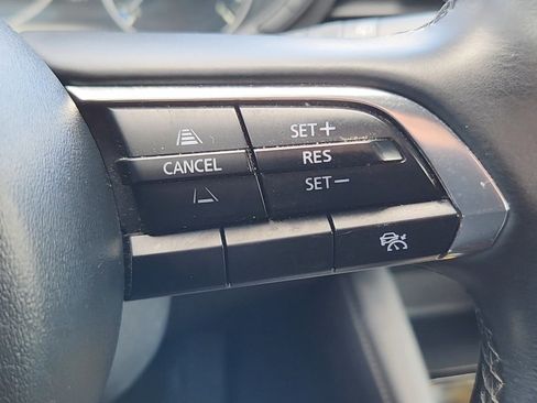 Used 2024 MAZDA MAZDA3 s FWD image 13