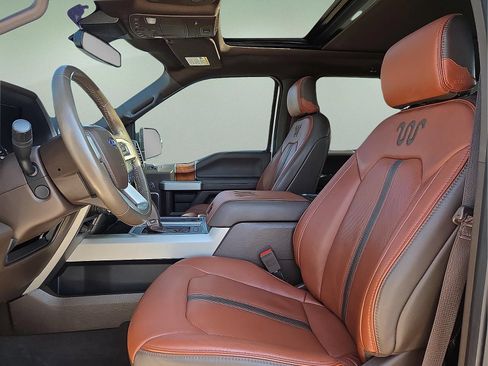 Used 2018 Ford F150 King Ranch w/ Equipment Group 601A Luxury AWD/4WD image 14
