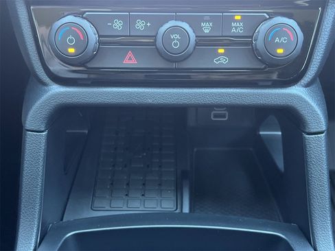 New 2025 Ford Ranger XLT w/ Equipment Group 301A High image 5