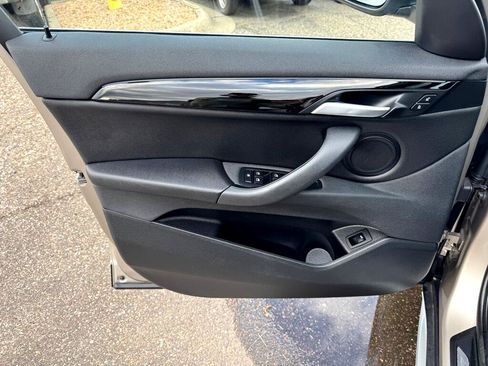 Used 2022 BMW X1 xDrive28i w/ Convenience Package image 19