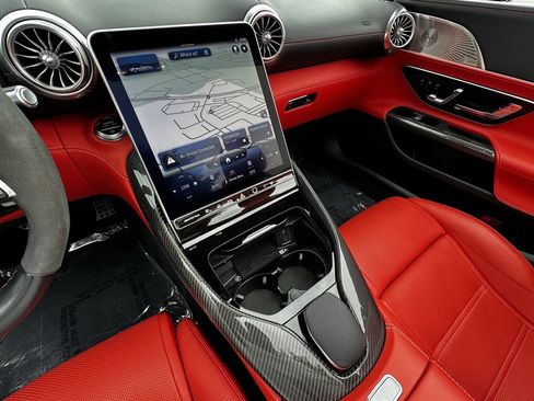Certified 2022 Mercedes-Benz SL 63 AMG 4MATIC image 31