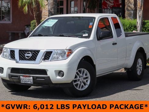 Used 2020 Nissan Frontier SV image 4