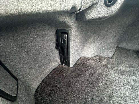 Used 2005 Lexus LS 430 image 35