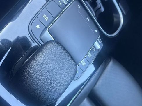Used 2022 Mercedes-Benz A 220 image 23