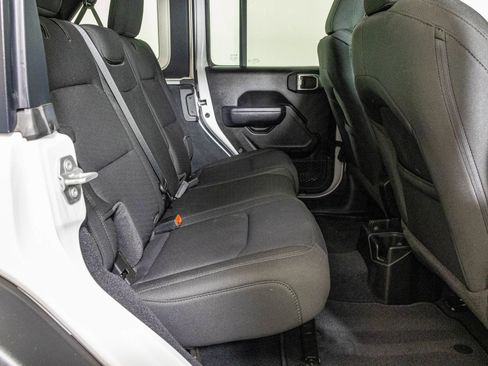 Used 2022 Jeep Wrangler Unlimited Sport AWD/4WD image 47