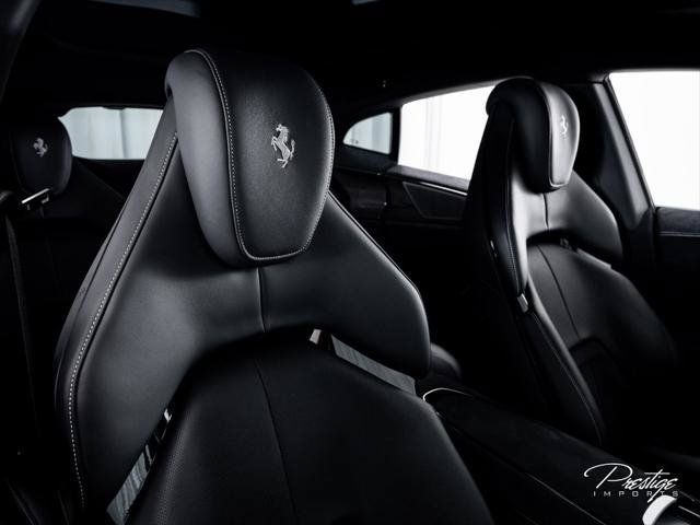 Used 2025 Ferrari Purosangue AWD/4WD image 48
