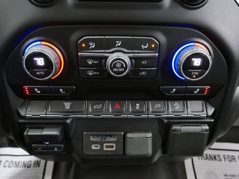 Used 2020 Chevrolet Silverado 3500 LTZ w/ Z71 Off-Road Package image 31