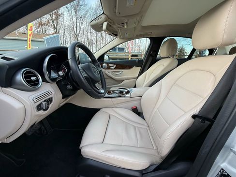 Used 2017 Mercedes-Benz C 300 Sedan image 11
