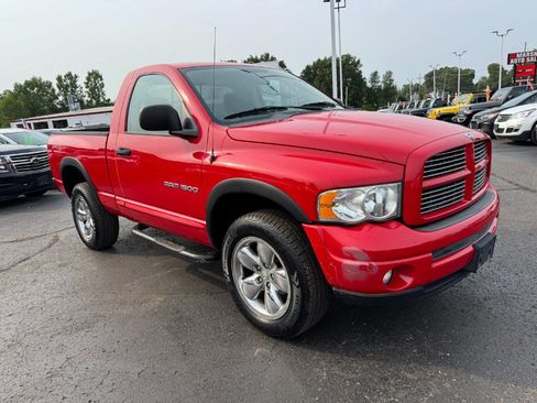 Used 2004 Dodge Ram 1500 Truck SLT w/ Sport Appearance Group AWD/4WD image 7