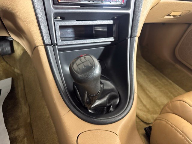 Used 1994 Ford Mustang GT RWD image 14