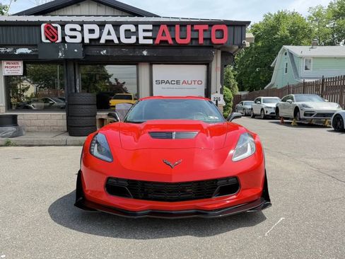 Used 2016 Chevrolet Corvette Z06 w/ Battery Protection Package RWD image 2