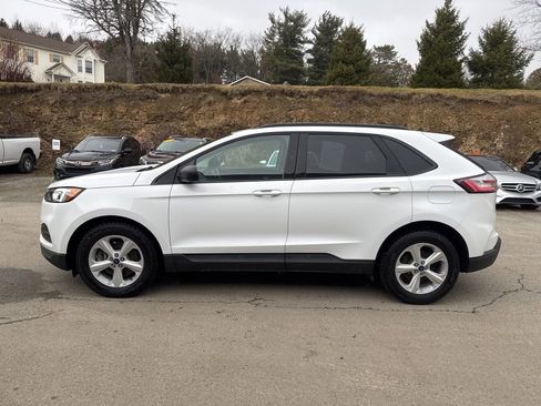 Used 2020 Ford Edge SE image 6