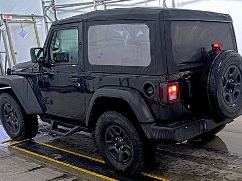 Used 2021 Jeep Wrangler Sport image 4