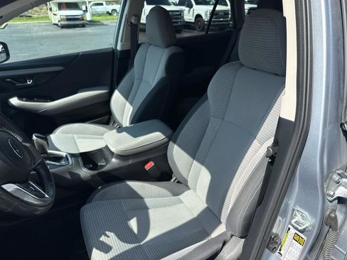 Used 2023 Subaru Outback Premium image 13