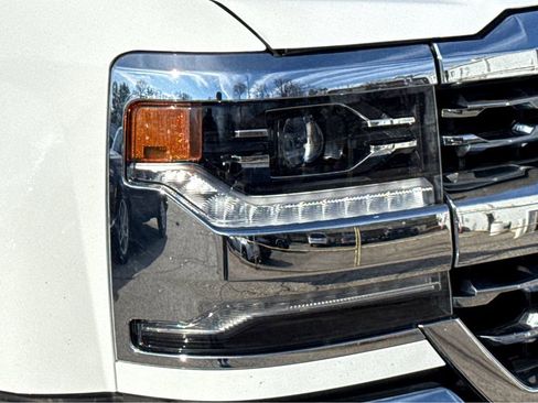 Used 2018 Chevrolet Silverado 1500 LTZ w/ LTZ Plus Package image 5