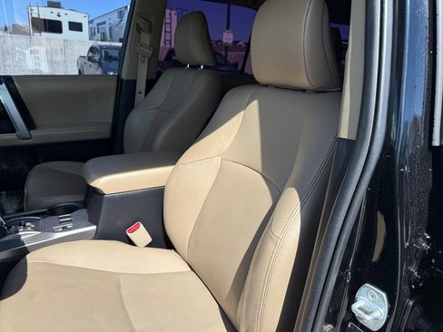 Used 2016 Toyota 4Runner Limited AWD/4WD image 19