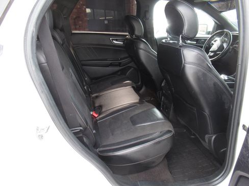 Used 2019 Ford Edge ST w/ Equipment Group 401A image 10