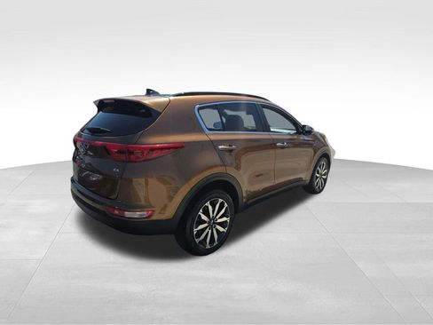 Used 2018 Kia Sportage EX w/ EX Premium Package AWD/4WD image 4