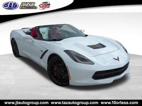 Used 2019 Chevrolet Corvette Stingray Convertible w/ Carbon Flash Badge Package RWD image 1