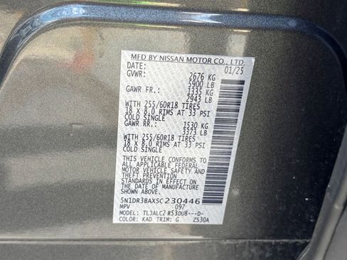 Used 2025 Nissan Pathfinder SV image 35