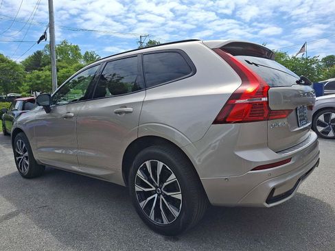 Certified 2024 Volvo XC60 B5 Plus w/ Climate Package AWD/4WD image 4