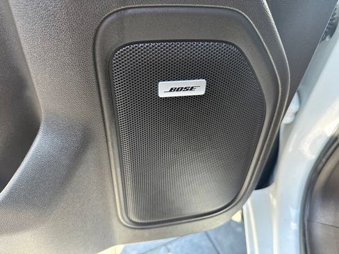 Used 2020 GMC Sierra 2500 SLT w/ Technology Package RWD image 20
