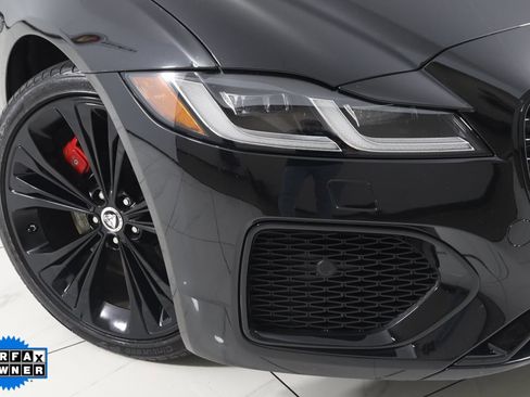 Used 2024 Jaguar XF R-Dynamic SE image 19