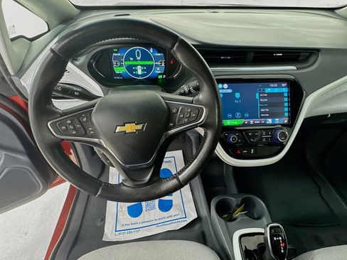 Used 2020 Chevrolet Bolt LT FWD image 13