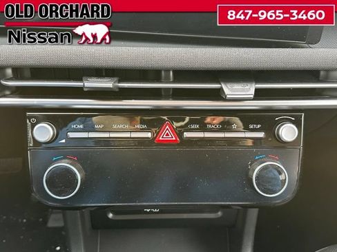 Used 2025 Hyundai Tucson Limited FWD image 15