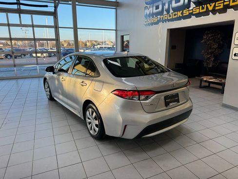 Used 2020 Toyota Corolla LE image 55