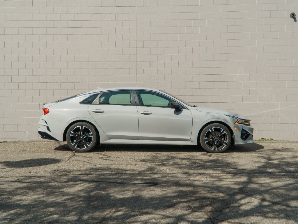 Used 2022 Kia K5 GT-Line AWD/4WD image 9
