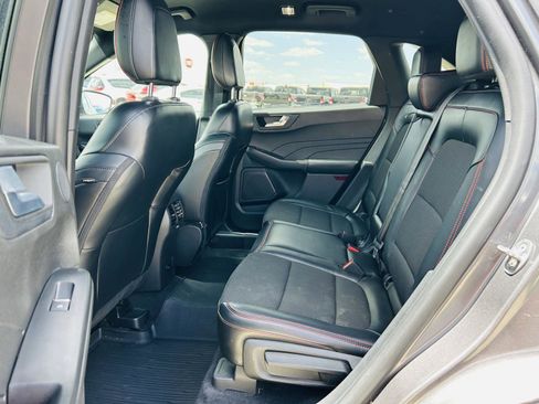 Used 2023 Ford Escape ST-Line Select w/ Tech Pack #2 AWD/4WD image 31