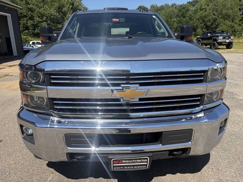 Used 2016 Chevrolet Silverado 3500 LT w/ LT Convenience Package AWD/4WD image 12