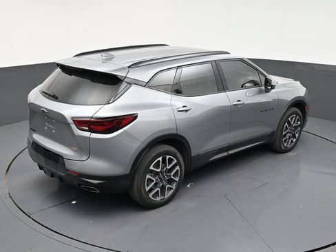 Used 2023 Chevrolet Blazer RS w/ Enhanced Convenience Package FWD image 16