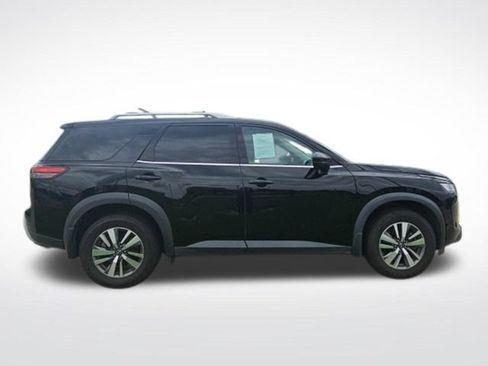 Used 2023 Nissan Pathfinder SL FWD image 10