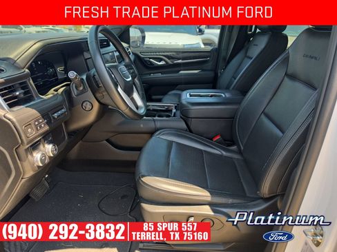 Used 2023 GMC Yukon XL Denali RWD image 8