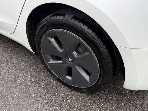 Used 2023 Tesla Model 3 Standard Range RWD image 11