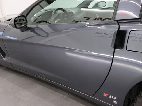 Used 2009 Chevrolet Corvette Coupe w/ Preferred Equipment Group RWD image 27