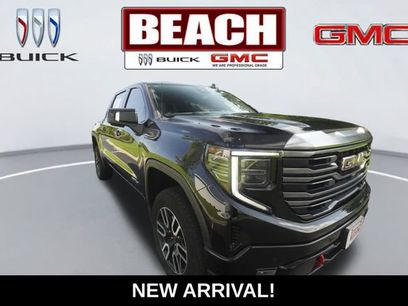 Used 2023 GMC Sierra 1500 AT4 w/ AT4 Premium Package