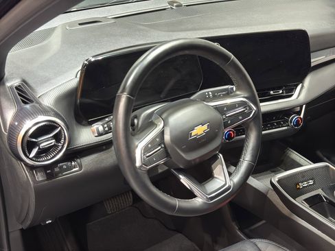 Used 2025 Chevrolet Equinox LT w/ Convenience Package II image 15