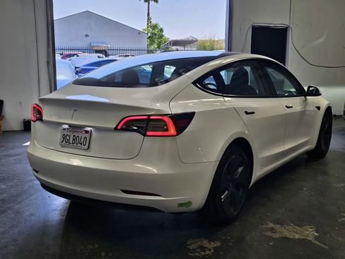 Used 2023 Tesla Model 3 Standard Range RWD image 4