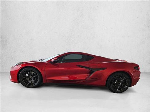 Used 2024 Chevrolet Corvette Z06 RWD image 9
