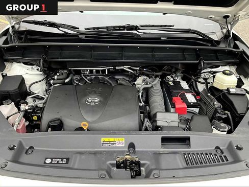 Used 2021 Toyota Highlander Platinum image 30