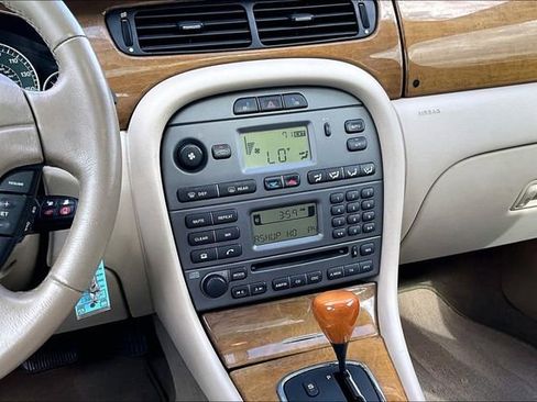 Used 2002 Jaguar X-TYPE 3.0 AWD/4WD image 9