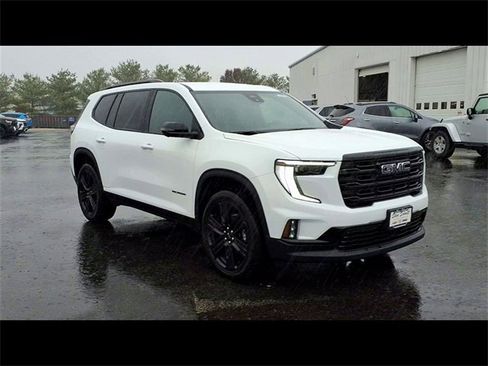 New 2026 GMC Acadia Elevation image 2